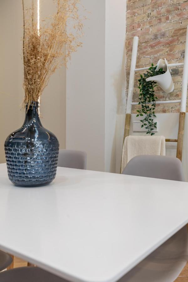Apartamento Acogedor Centrico Mj فالنسيا المظهر الخارجي الصورة